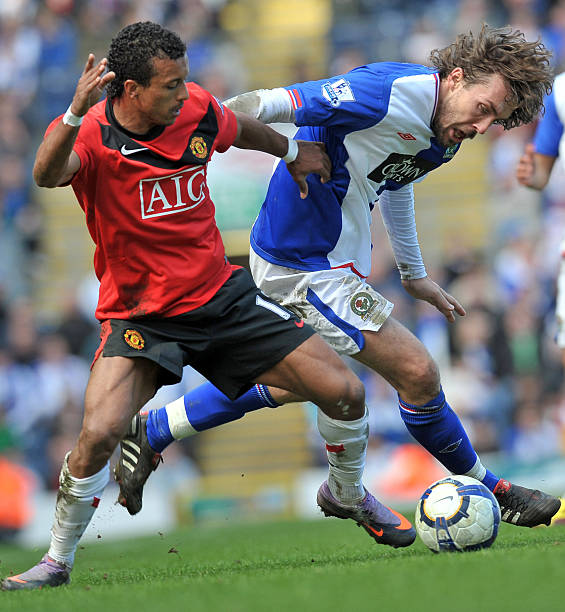 在这两所学 在这两所学